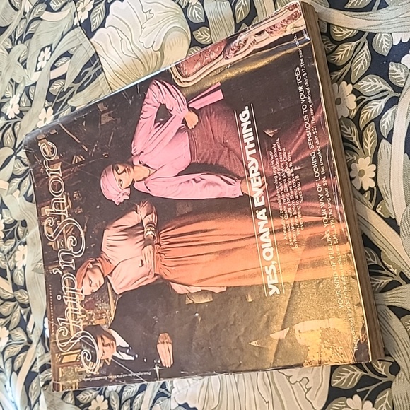 Vintage Vogue Magazine September 1976 - Picture 3 of 4